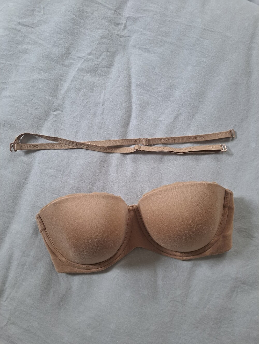 Calvin Klein Strapless Nude Convertible Bra 32D